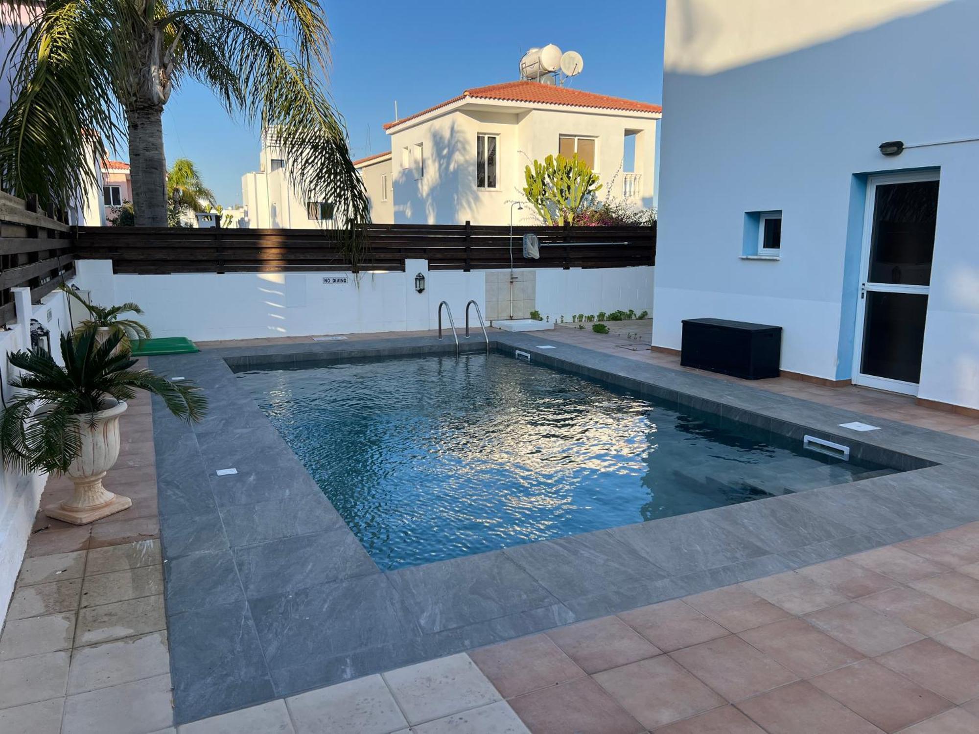 Villa Emiliana Paralimni Bagian luar foto